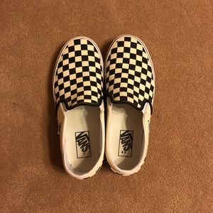 Checkered Vans Slip-on